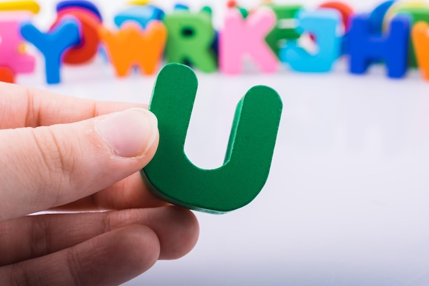 14年的十九座五菱校车拆车还能卖多少钱